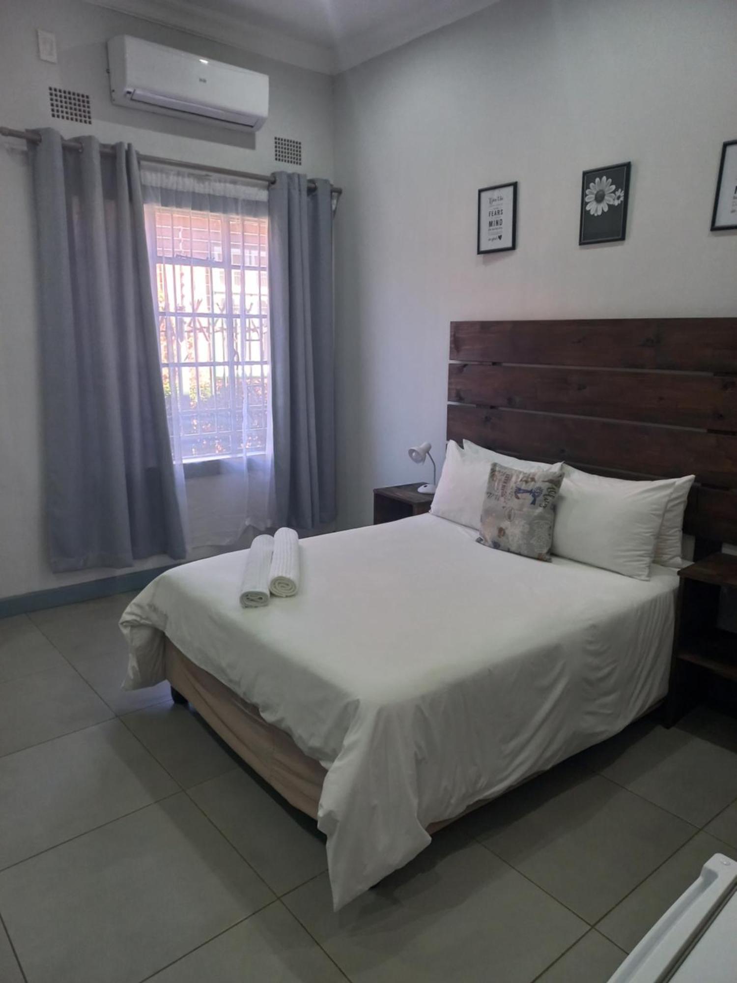 Triple9 Hatfield Guesthouse Pretoria Ruang foto